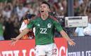 Chucky Lozano le dio la victoria a México sobre Perú (Imago7)