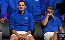 Roger Federer y Rafa Nadal no aguantaron el llanto. (FOTO: AFP)