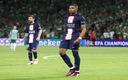 Mbappé en un duelo de Champions con el PSG. (Reuters)