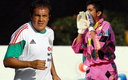 Cuauhtémoc Blanco y Jorge Campos, dos de los mejores seleccionados de la historia. (Mexsport)