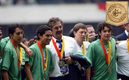 Ricardo La Volpe llevó al Tri a ganar la Copa Oro 2003 al vencer a Brasil. Foto: Mexsport
