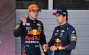 Verstappen y Checo Pérez son compañeros en Red Bull. (FOTO: Reuters)