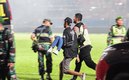 La tragedia en el estadio del Arema FC. (FOTO: AFP)