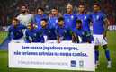 La selección de Brasil envió un contundente mensaje contra el racismo (AFP)