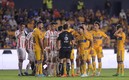 Javier Aquino lanzó una plancha sobre Batista | Imago 7
