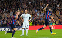Robert Lewandowski anotó al minuto 91 el gol que salvó al Barcelona. (EFE)