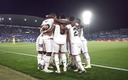 Los Merengues celebrando el tanto de Militao. (Reuters)