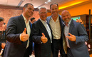 Martinoli, García, Zague y Salinas Pliego en el festejo. (Foto: @RicardoBSalinas)