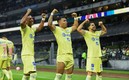 Los jugadores del América celebrando en el Estadio Azteca (MexSport).