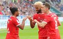 Choupo-Moting celebrando su gol con Gnabry y Sabitzer. (EFE)