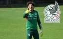 Guillermo Ochoa ya dejó atrás la eliminación del América. FOTO: Imago7.