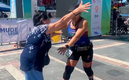 Delia Carolina Pérez al llegar a la meta.