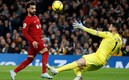 'Mo' vence a Lloris en uno de sus dos goles. Foto: (AFP)