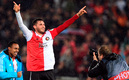 Santi Giménez, goleador en la Europa League. (Foto: APF)