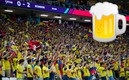 La afición de Ecuador durante el partido ante Qatar (MexSport).