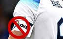 FIFA amenaza con castigos deportivos por portar este brazalete | AFP
