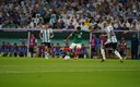 Vega en el duelo contra Argentina. (mediotiempo)