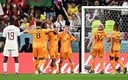 Los neerlandeses celebrando el 2-0 de Frenkie de Jong. (Reuters)