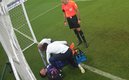 Pulisic siendo atendido tras la lesión vs Irán. (FOTO: AFP)