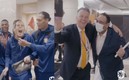 El equipo neerlandés bailó el 'Waka Waka' de Shakira. Foto: (Especial)