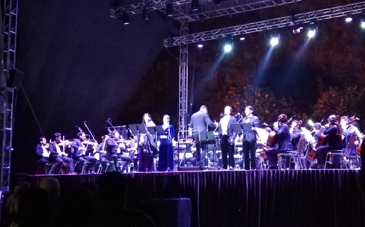 Pumas vivió concierto navideño con Orquesta de la UNAM