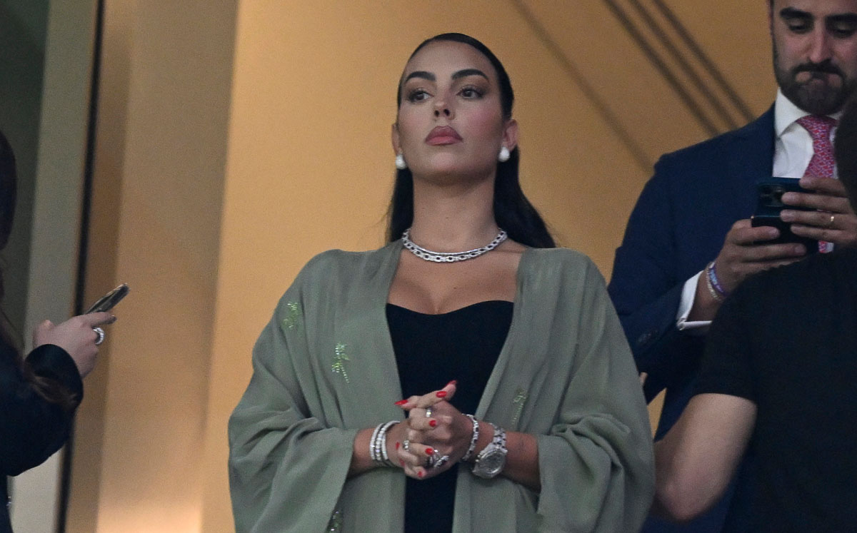 Georgina'S $5M Ring: A Jewel Of Epic Proportions! - z9ycub9