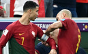 Pepe entregó el gafete de capitán a Cristiano. (Foto: AFP)