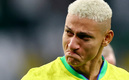Richarlison estalló en llanto tras la eliminación de Brasil. (Foto: EFE)