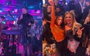 Bad Bunny en su fiesta privada. FOTO: Twitter