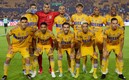 Nahuel le tapó la cara a Gignac en la foto del equipo. (Foto: Mexsport)