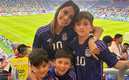 Antonela Roccuzzo junto a sus hijos Thiago, Mateo y Ciro (Instagram @antonelaroccuzzo)