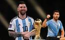 Luis Suárez felicitó a Messi por ganar el Mundial (AFP)