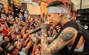 El cantante se encontraba de vacaciones en Manzanillo cuando estaba de vacaciones. FOTO: @santa_fe_klan_473