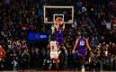 Devin Booker anotó 51 puntos en la victoria de los Phoenix Suns ante Chicago Bulls (AFP)