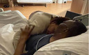 Pelé y su hija Kely en el hospital. (FOTO: @iamkelynascimento)