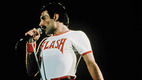 Las imágenes más impactantes de Freddie Mercury, el hechicero que encantaba con su voz