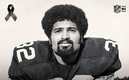 Franco Harris fue autor de la jugada conocida como 'la recepción inmaculada' (Twitter @nflmx)
