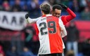 Giménez celebrando el gol que marcó su compañero Danilo. (@Feyenoord)