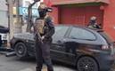 Policías de la Ciudad de México aseguraron uno de los carros involucrados en el atentado contra Ciro Gómez Leyva (Foto: Twitter  @bmnoticiasmx)