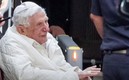 Benedicto XVI ya no podía por su avanzada edad.