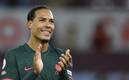 Virgil Van Dijk pasó la página de la eliminación ante Argentina (AFP)