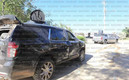 Las camionetas blindadas de seguridad de Ovidio Guzmán. (FOTO: Jorge Caballo/Milenio)