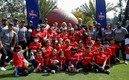 Jill Biden, Diana Flores y el resto de los invitados del evento de Tochito NFL (Reuters).