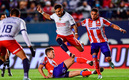 Alexis Vega salió lesionado en el segundo tiempo- (Foto: Mexsport)