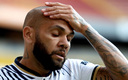 Alves en lamento durante un duelo de Liga MX. (AFP)