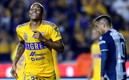 Quiñones se lució con doblete en el duelo con Pachuca. (Foto: Imago7)