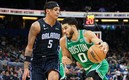 Paolo Banchero y Jayson Tatum (Reuters).