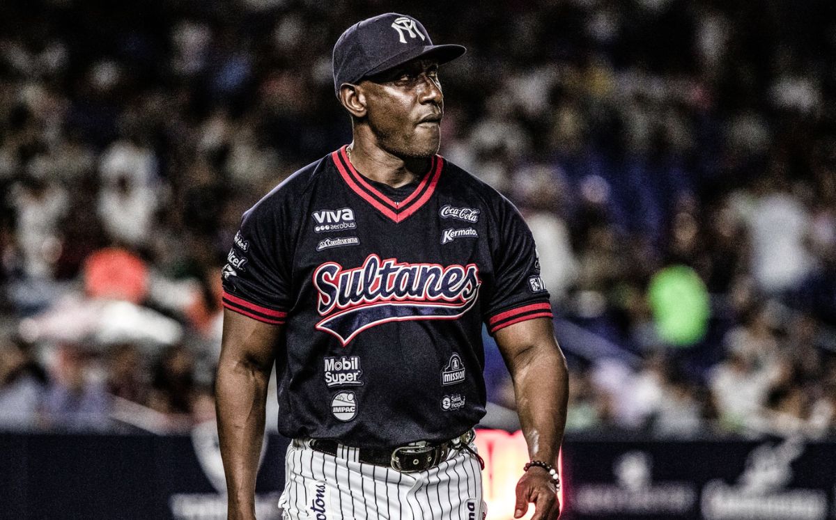 Roberto Kelly llevó a Sultanes a la Serie del Rey en 2022. (Cortesía)
