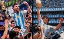 Lionel Messi y Diego Maradona, los mejores jugadores argentinos de la historia. (Mexsport)