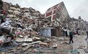 Un terremoto de magnitud 7.8 sacudió Turquía y Siria (Reuters)